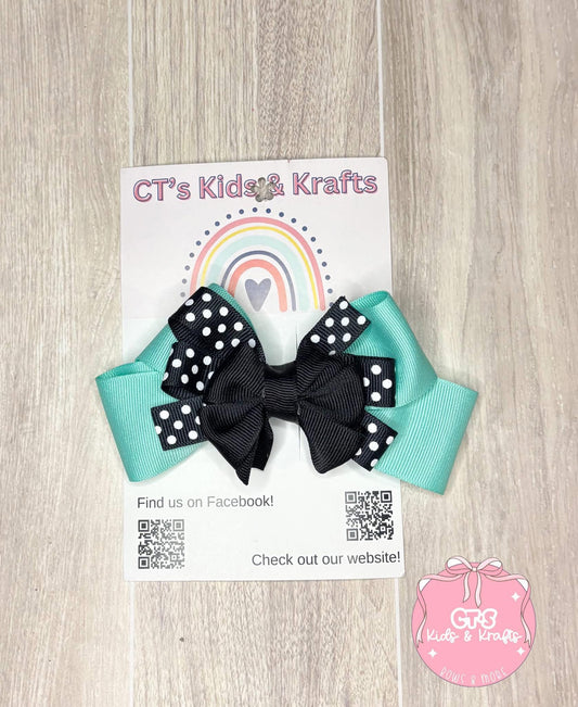 Black/ teal dots